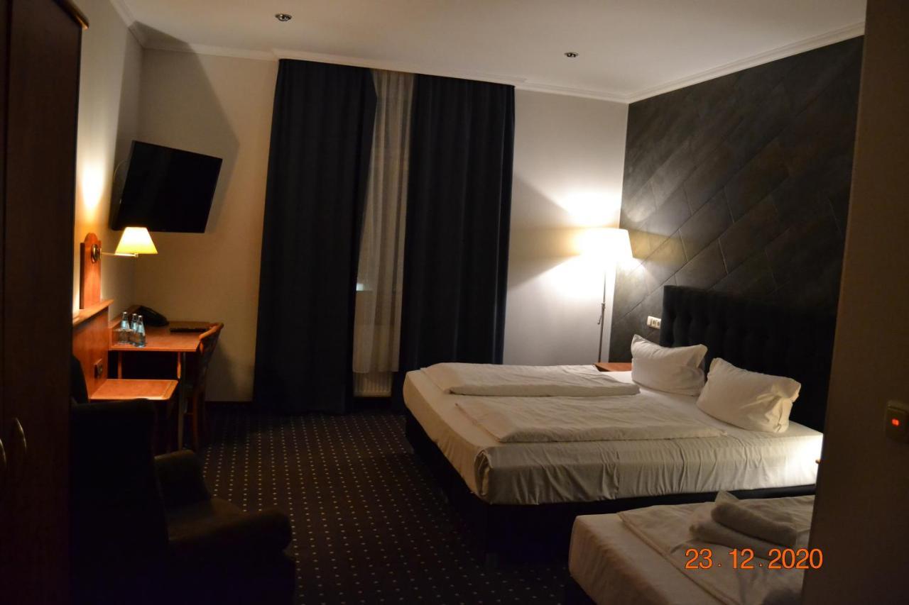 Hotel Zeil Frankfurt am Main Exterior photo
